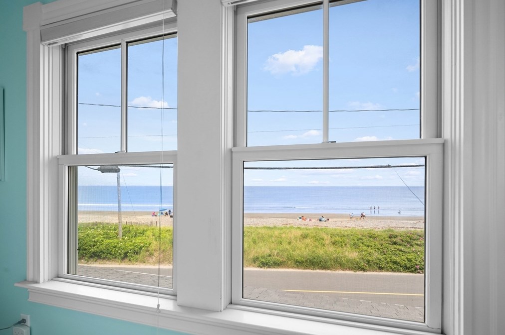 72 B St, Hull MA  02045-1941 exterior