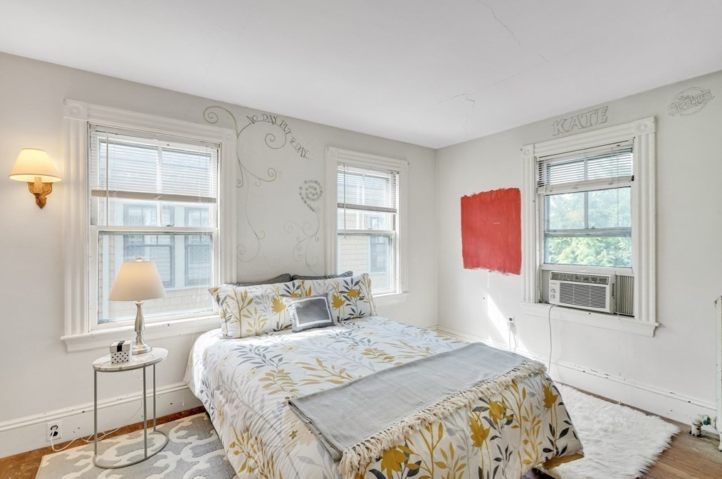 93 Warren St, Arlington MA 02474-5235 exterior