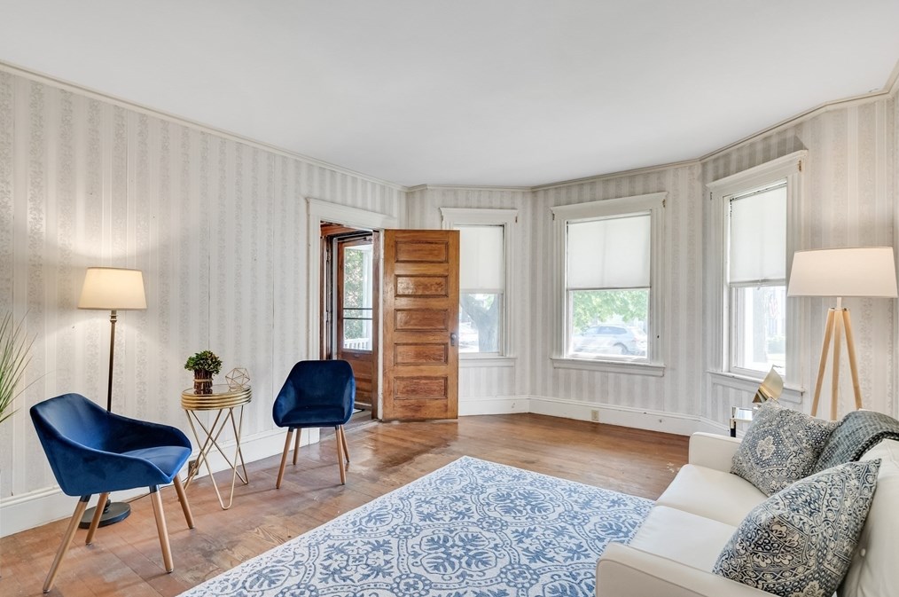 93 Warren St, Arlington MA 02474-5235 exterior