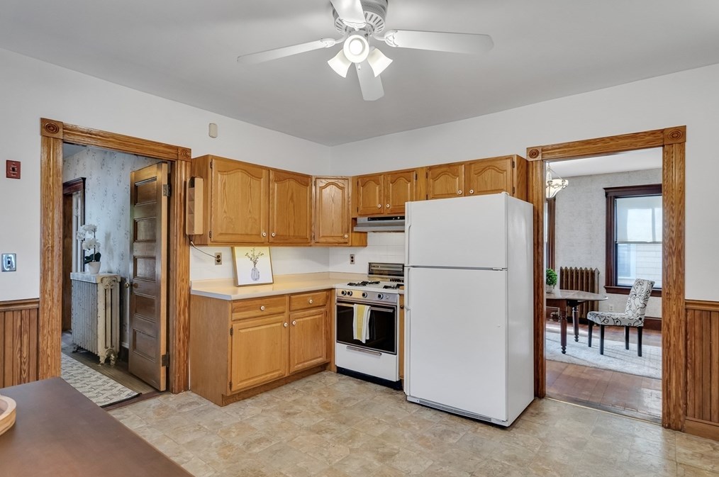 93 Warren St, Arlington MA 02474-5235 exterior