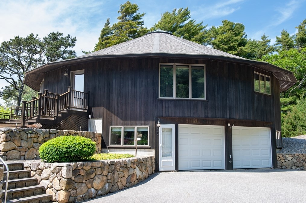 196 Herring Pond Rd, Plymouth, MA 02360