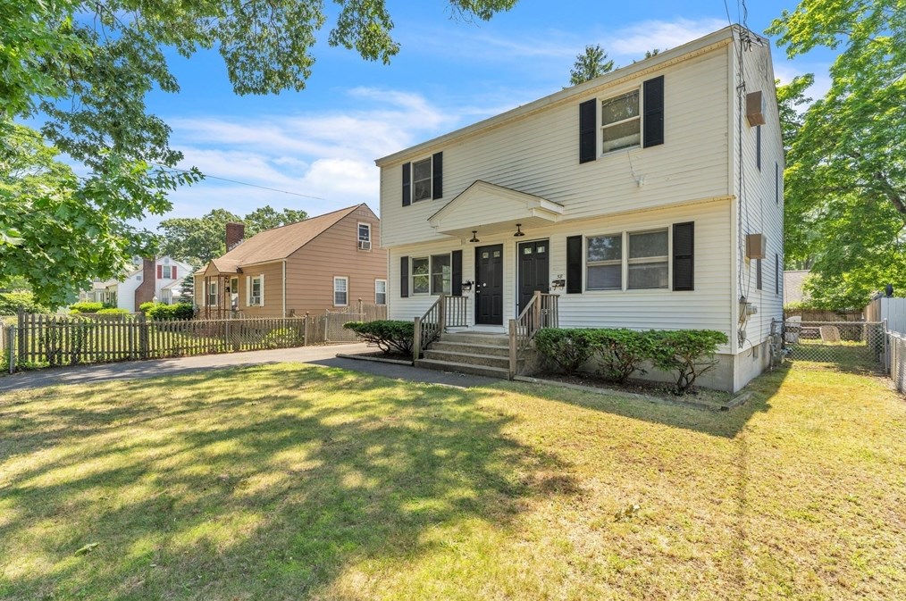58 Arthur St, Springfield MA  01104-2218 exterior