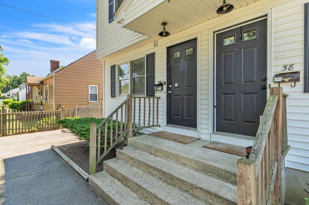 58 Arthur St, Springfield MA  01104-2218 exterior