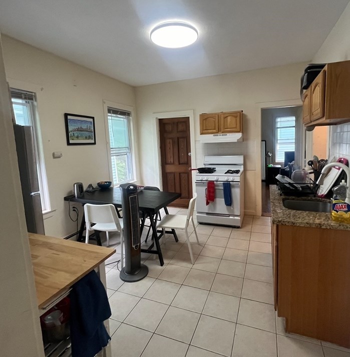 240 Western Ave #3, Cambridge, MA 02139