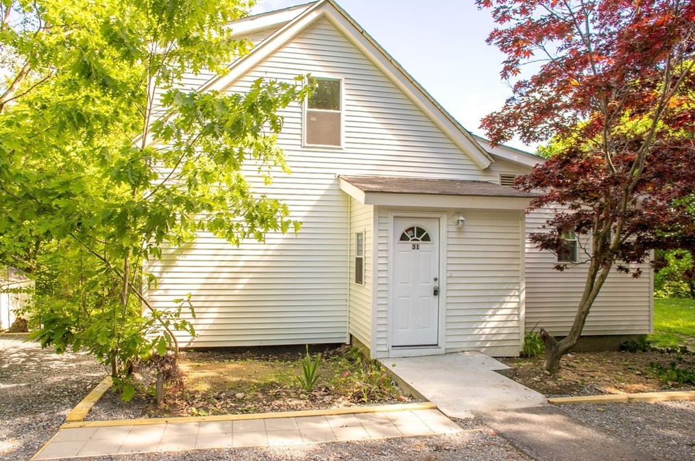 31 Dawley Rd, Westminster, MA 01473 exterior