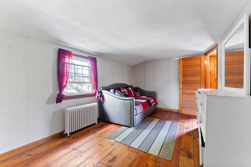 14 Prospect St, Agawam MA 01001-1403 exterior