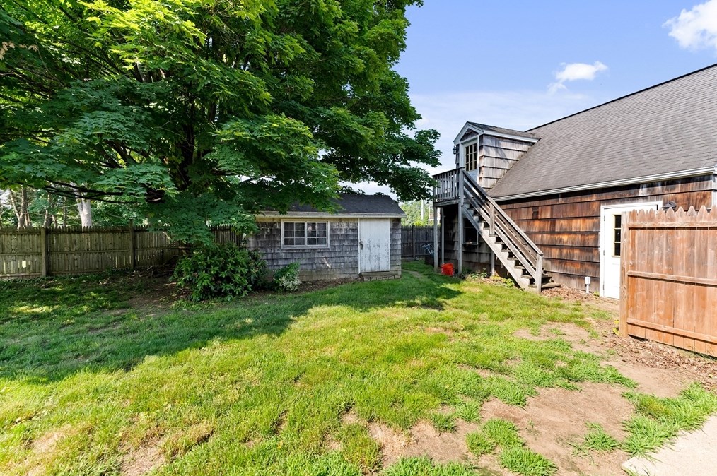 14 Prospect St, Agawam MA 01001-1403 exterior