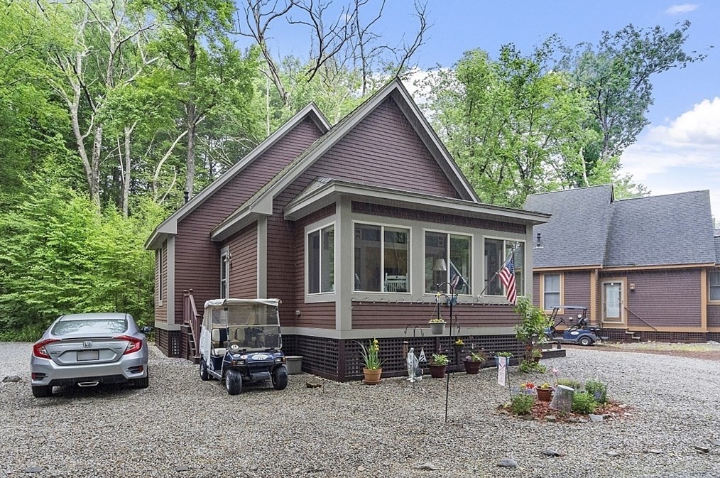 7 Starlight Ln, Westford, MA 01886 exterior