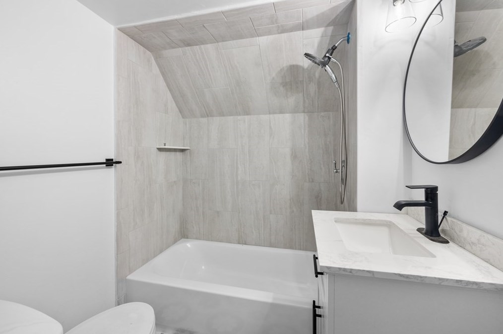 85 Linden Ave, Malden MA  02148-8208 exterior