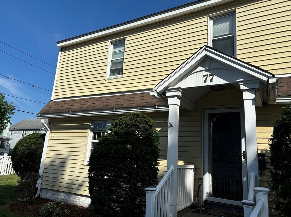 77 Davenport St, Chicopee, MA 01013 exterior