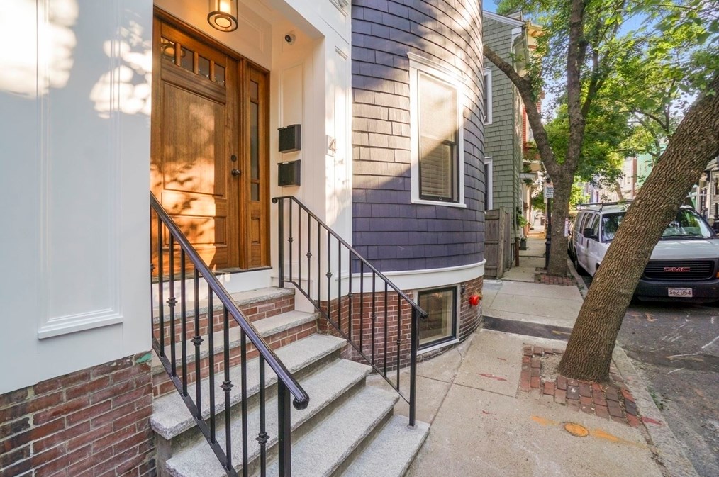 4 Albion Pl, Boston MA  exterior