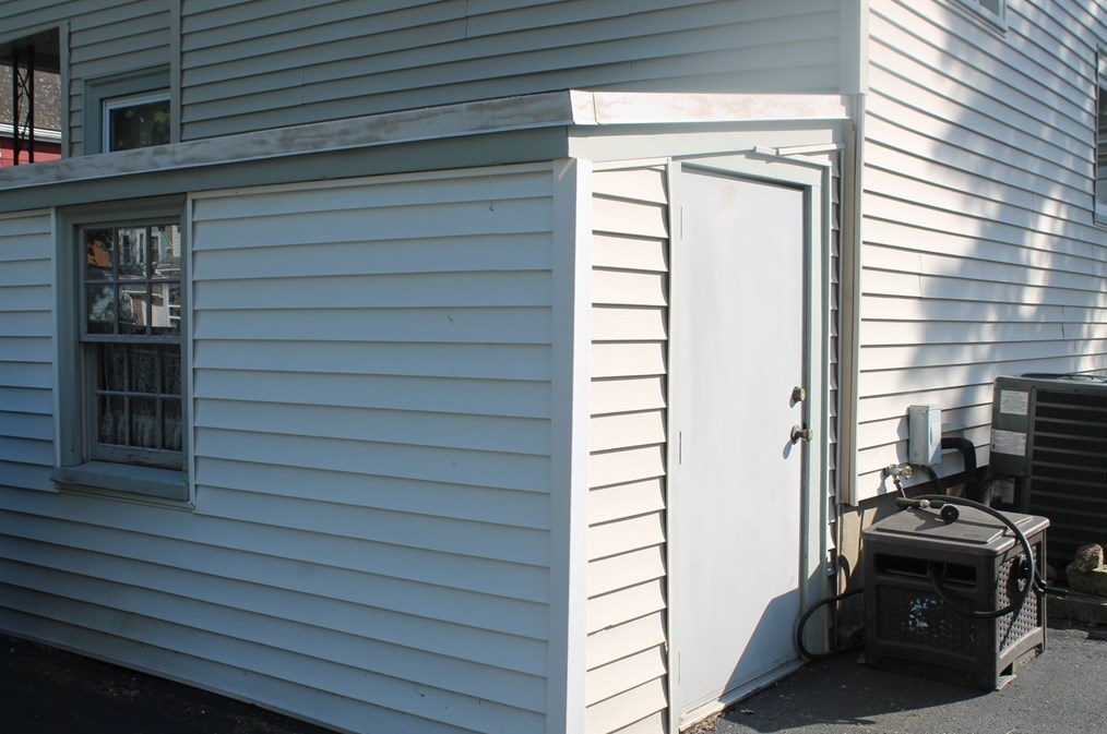 157 Jackson, Lynn MA 01902-1650 exterior