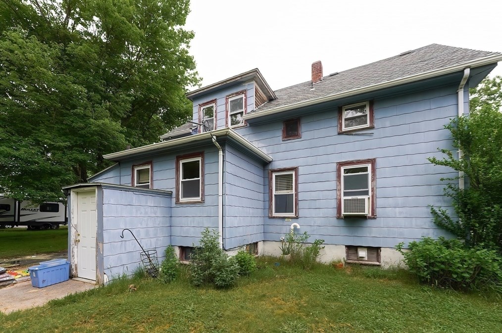 82 Pine Rd, Attleboro, MA 02703 exterior