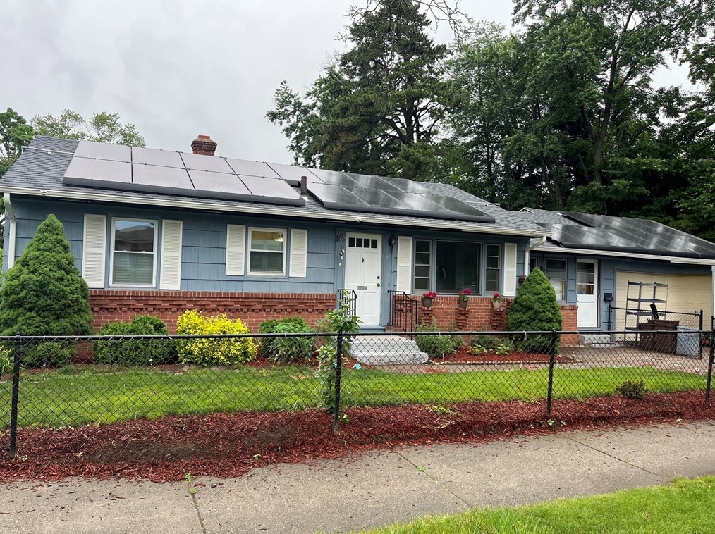 36 Arvilla St, Springfield, MA 01118-1523