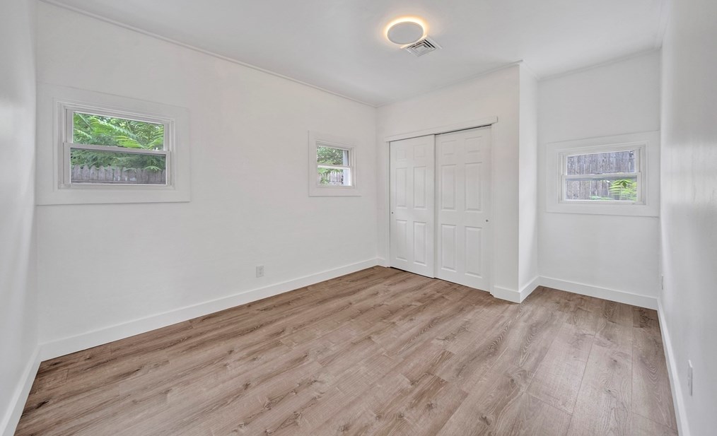 339 Abbott St, Springfield MA  01118-1601 exterior