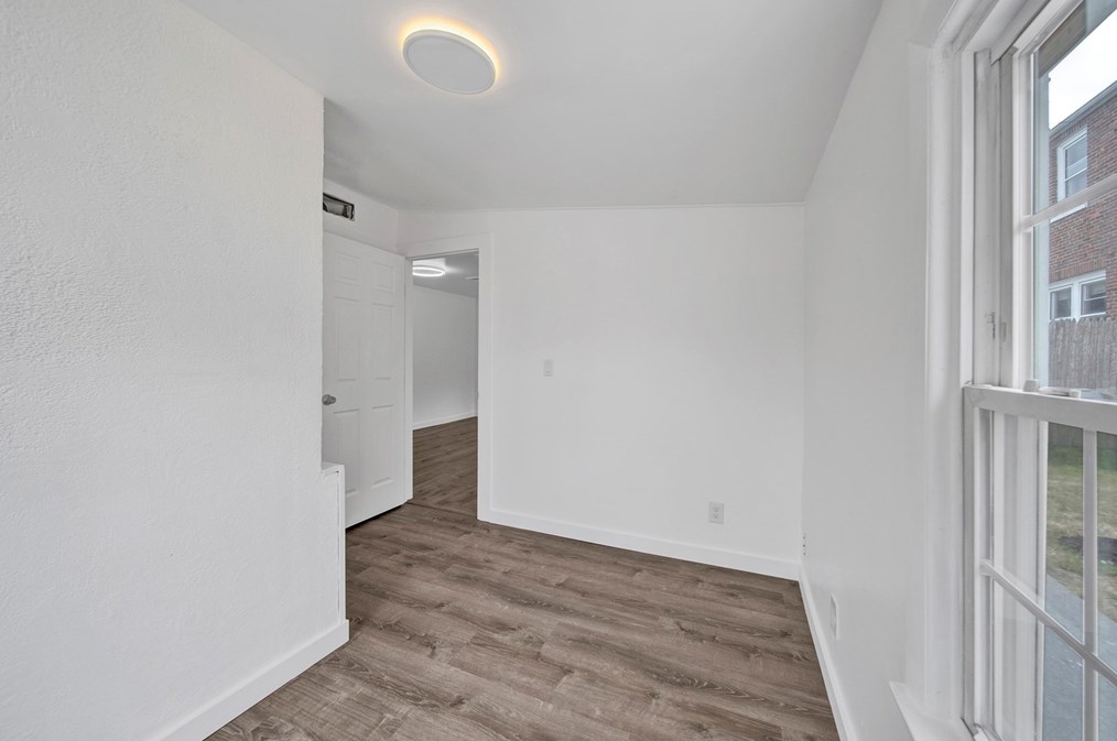 339 Abbott St, Springfield MA  01118-1601 exterior