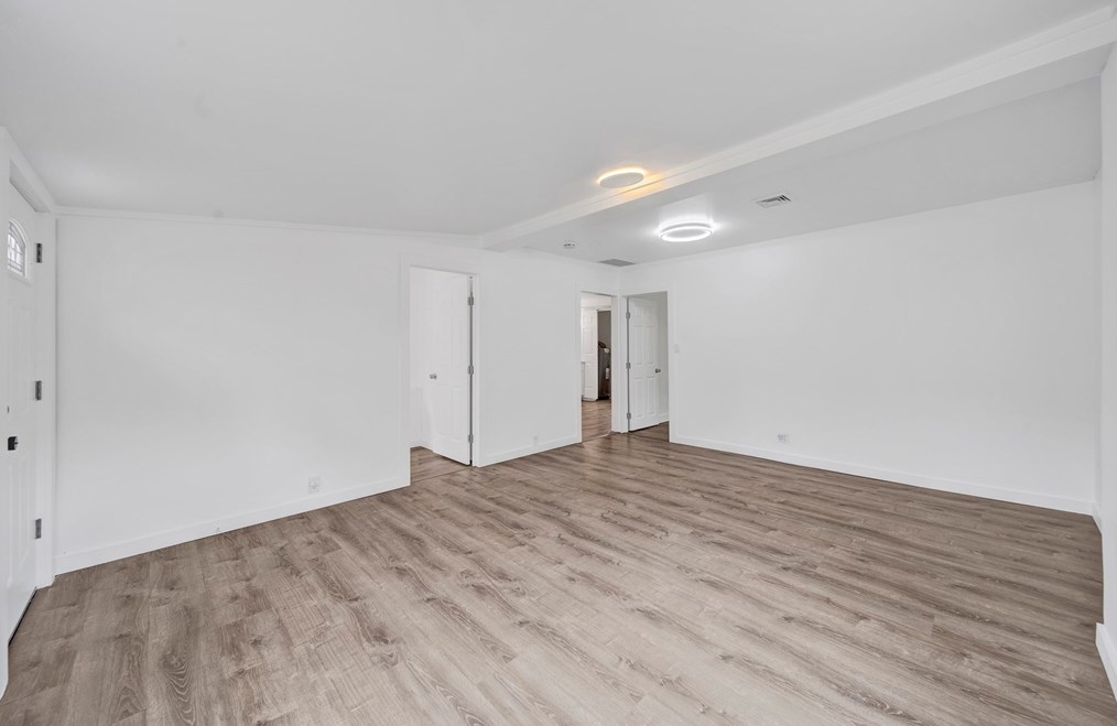 339 Abbott St, Springfield MA  01118-1601 exterior