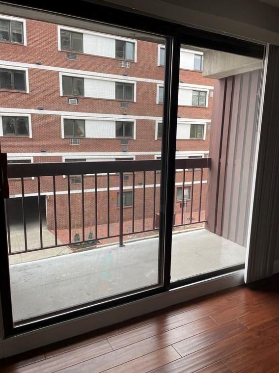 280 Harvard St #2c, Cambridge, MA 02139