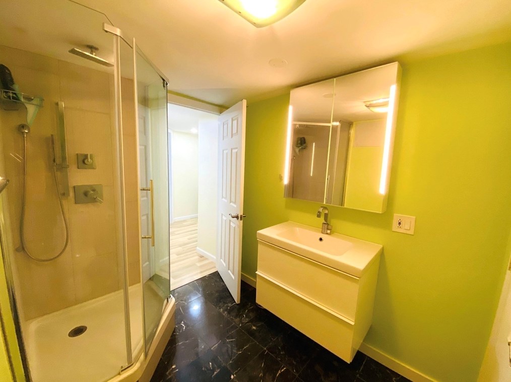 5 Circle Dr, Wilbraham MA 01095-1853 exterior