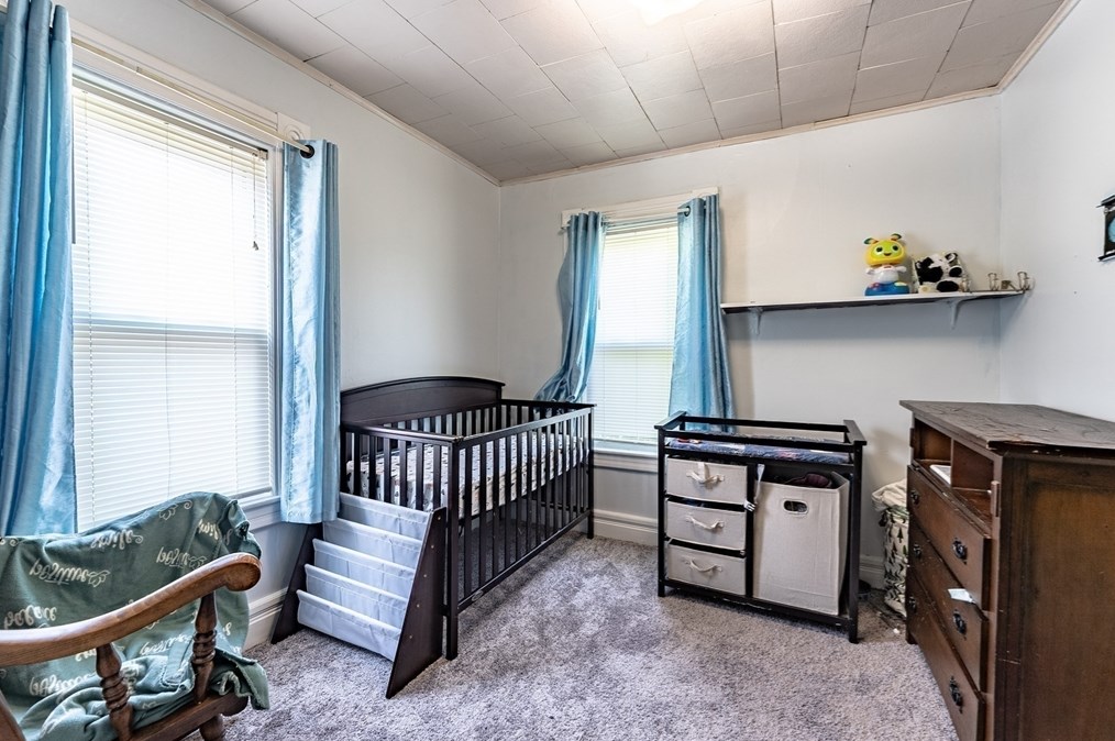 42 George St, West Springfield MA 01089-3414 exterior