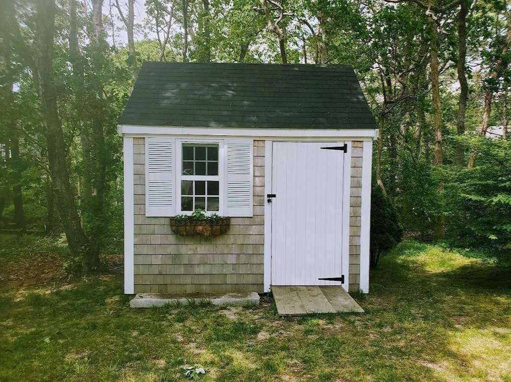 20 Surrey Ln, Harwich MA 02645-3116 exterior