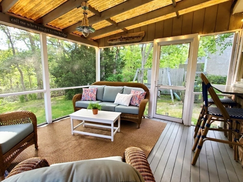 20 Surrey Ln, Harwich MA 02645-3116 exterior