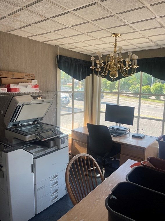 2020 Lakeview Ave, Dracut MA 01826-3272 exterior