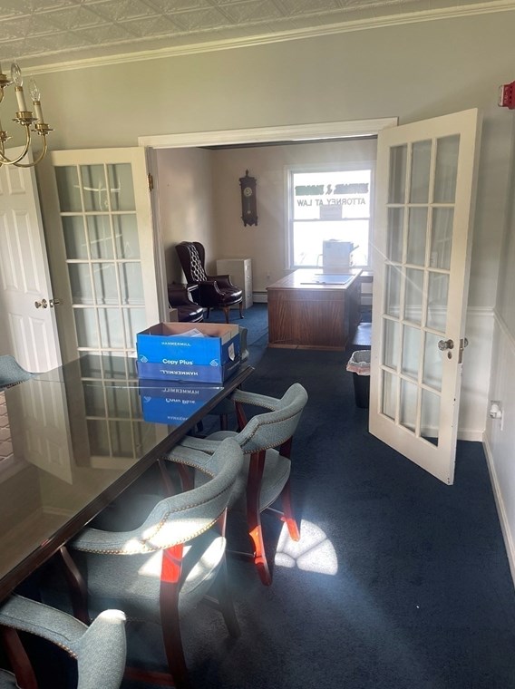 2020 Lakeview Ave, Dracut MA 01826-3272 exterior