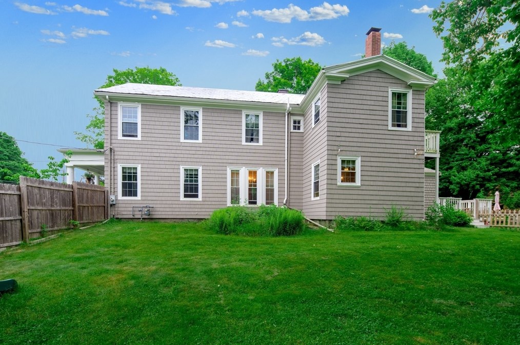 777 St, East Bridgewater MA 02324-2403 exterior