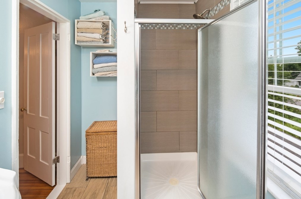 777 St, East Bridgewater MA 02324-2403 exterior