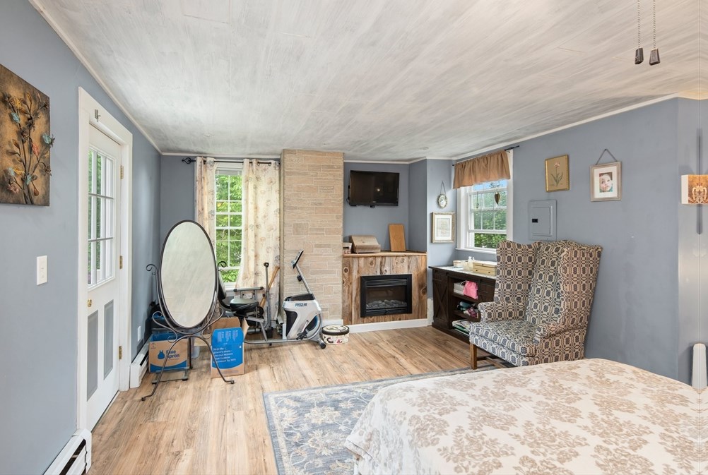 777 St, East Bridgewater MA 02324-2403 exterior