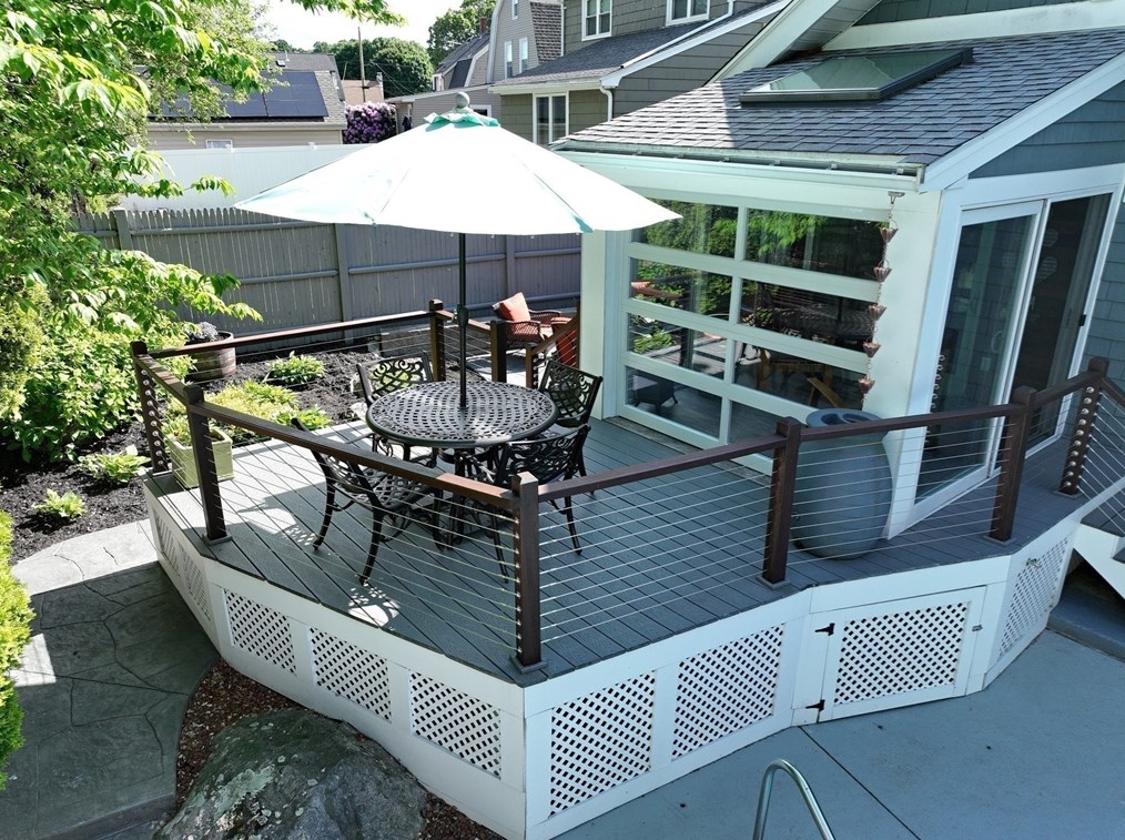 52 Pearson St, Saugus MA  01906 exterior