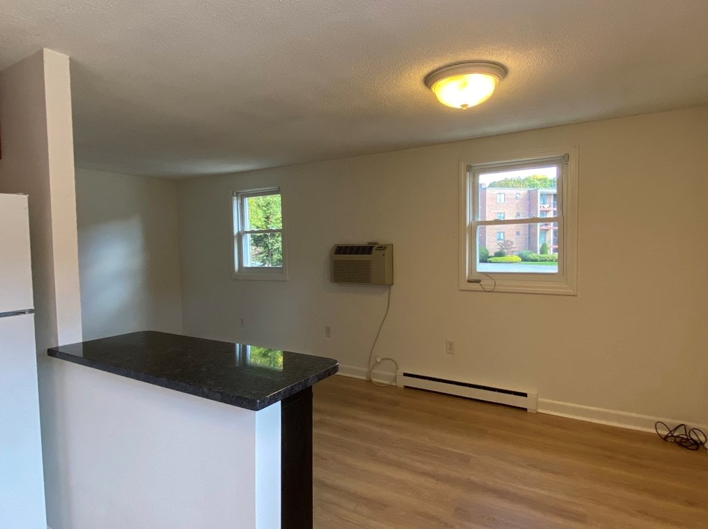 197 W Wyoming Ave #2, Melrose, MA 02176