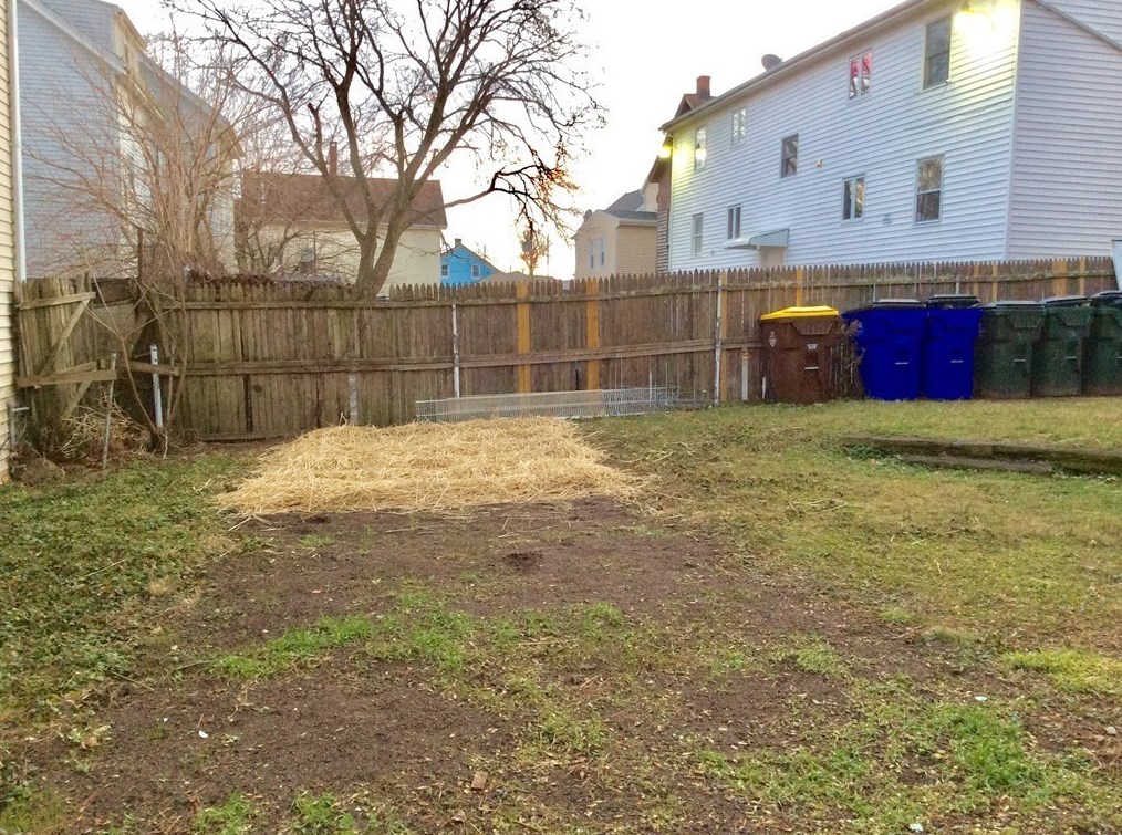 49 Linden St, Fall River MA  02720-4922 exterior