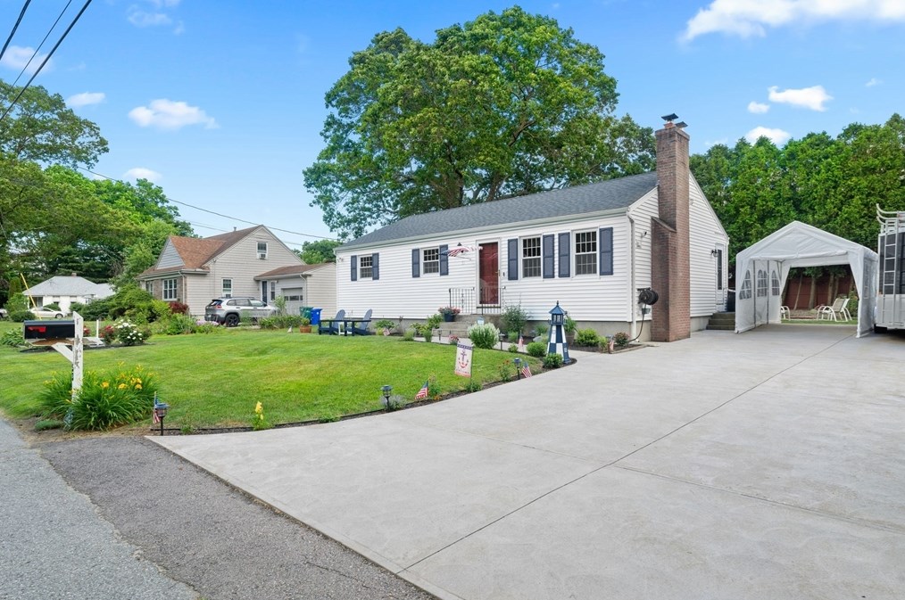 53 Clayton St, Attleboro, MA 02703 exterior