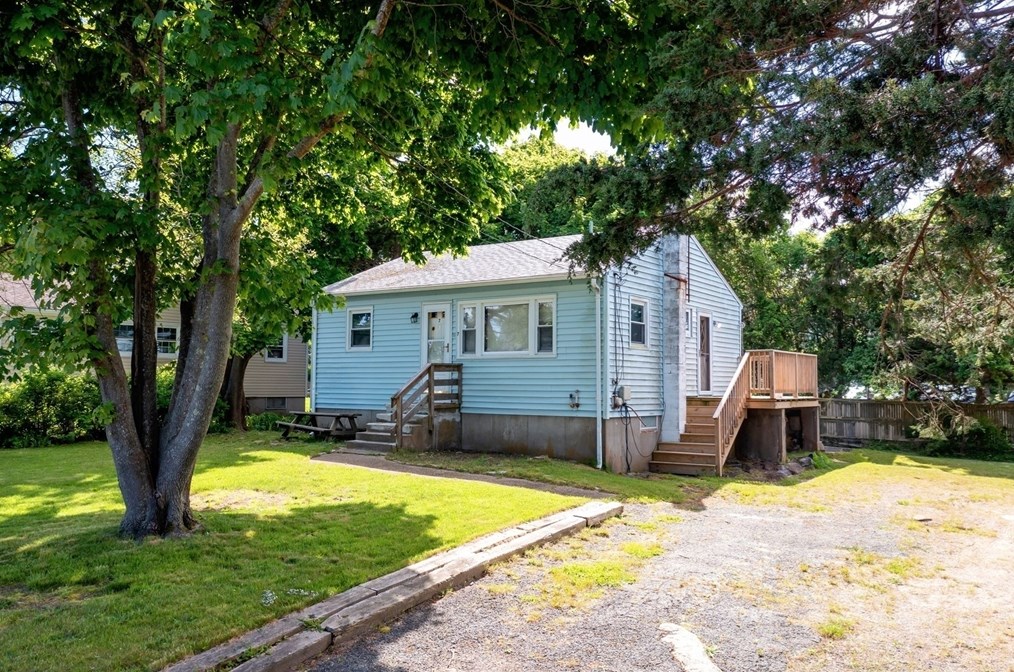 7 Asiaf Way, Plymouth, MA 02360 exterior