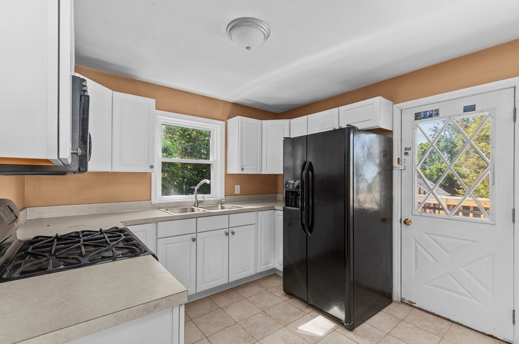 7 Asiaf Way, Plymouth MA 02360-1040 exterior