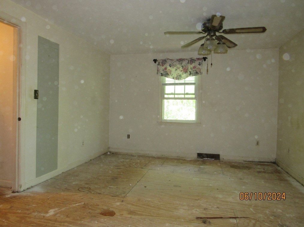 22 Pinehurst Dr, Bourne MA 02532-4234 exterior