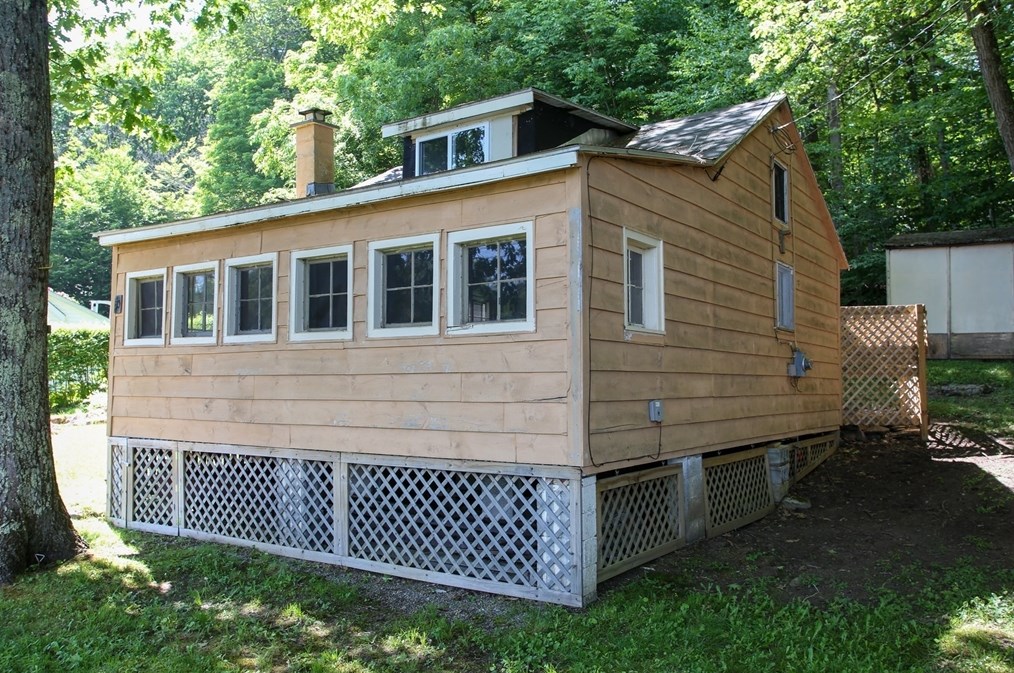 50 Pond Rd, Zoar, MA 01367 exterior