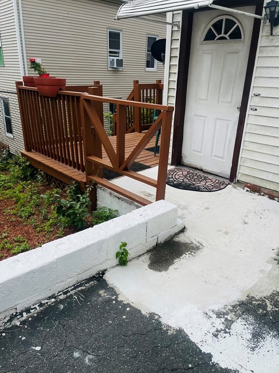 25 Acorn St, Lynn MA 01902-3852 exterior