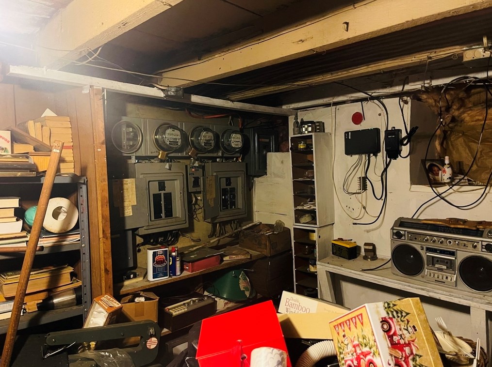 25 Acorn St, Lynn MA 01902-3852 exterior