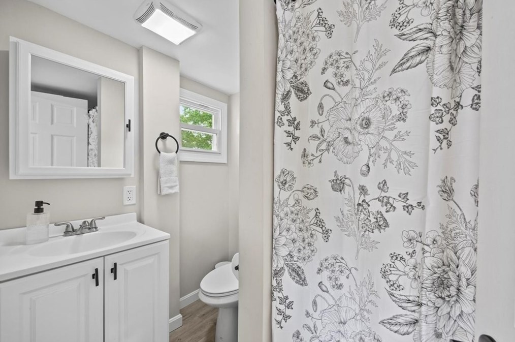 14 Pinehurst Dr, Wareham MA  02571-2065 exterior