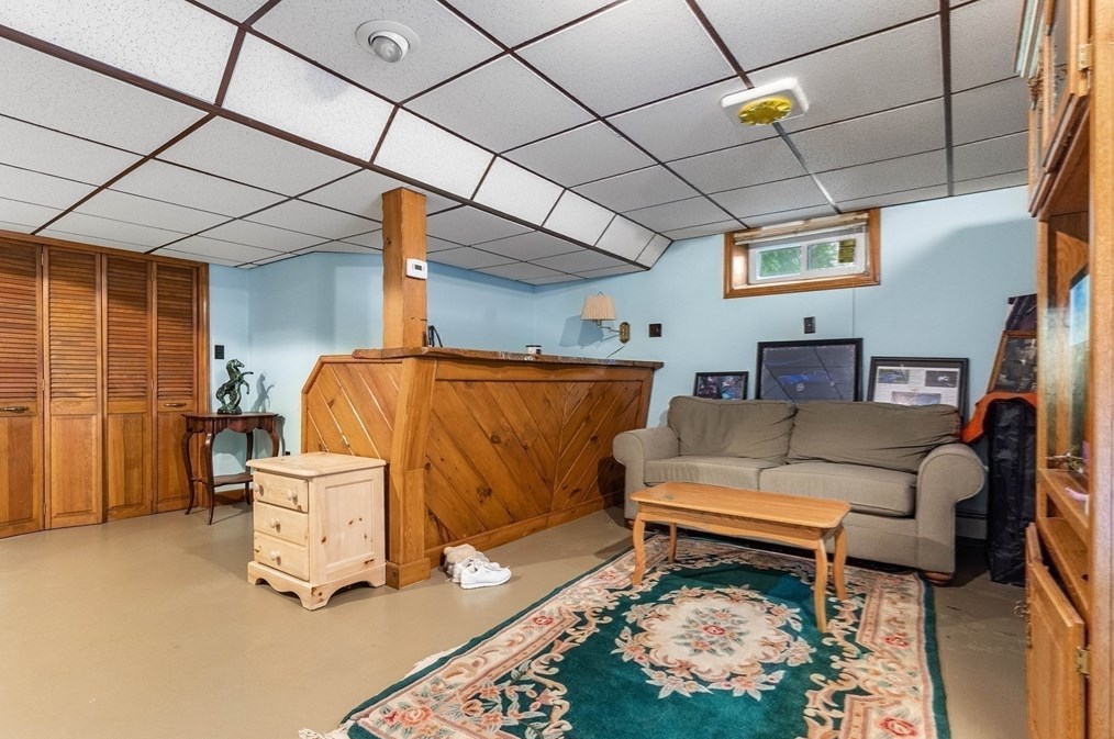 49 Adams St, Haverhill MA 01830-6861 exterior