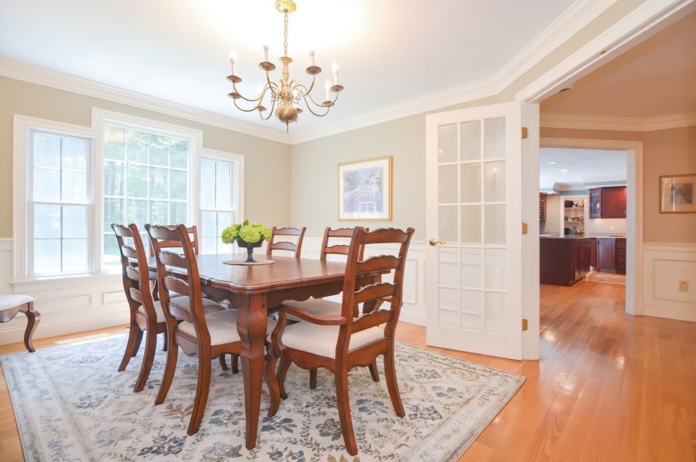 4 Evans Ln, Norfolk MA 02056-1545 exterior