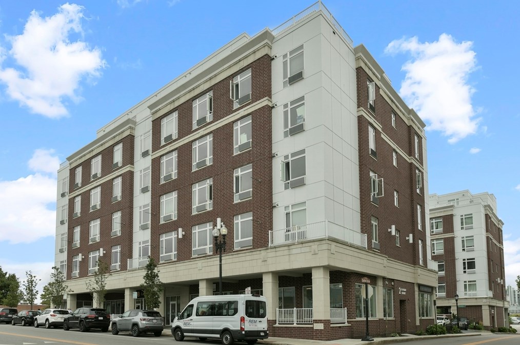 2 Cliveden St, Quincy MA  02169-5238 exterior