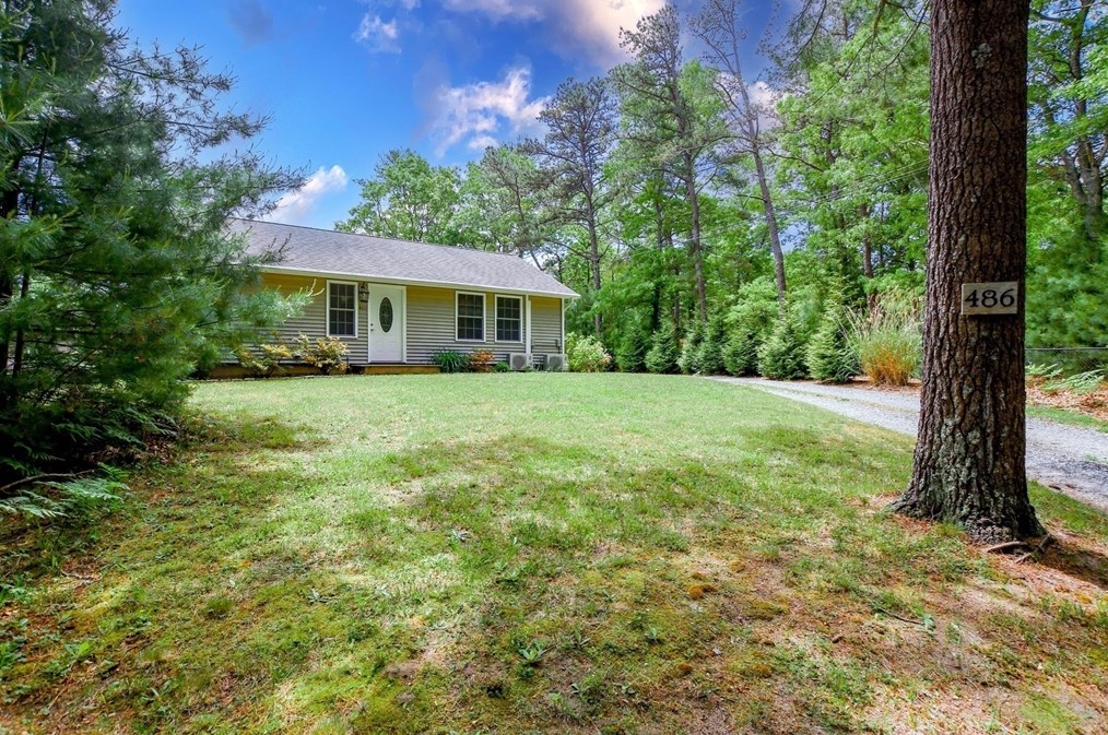 486 Ship Pond Rd, Plymouth, MA 02360 exterior