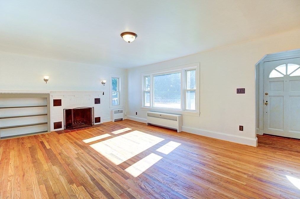 12 Chainey St, Seekonk MA 02771-4312 exterior