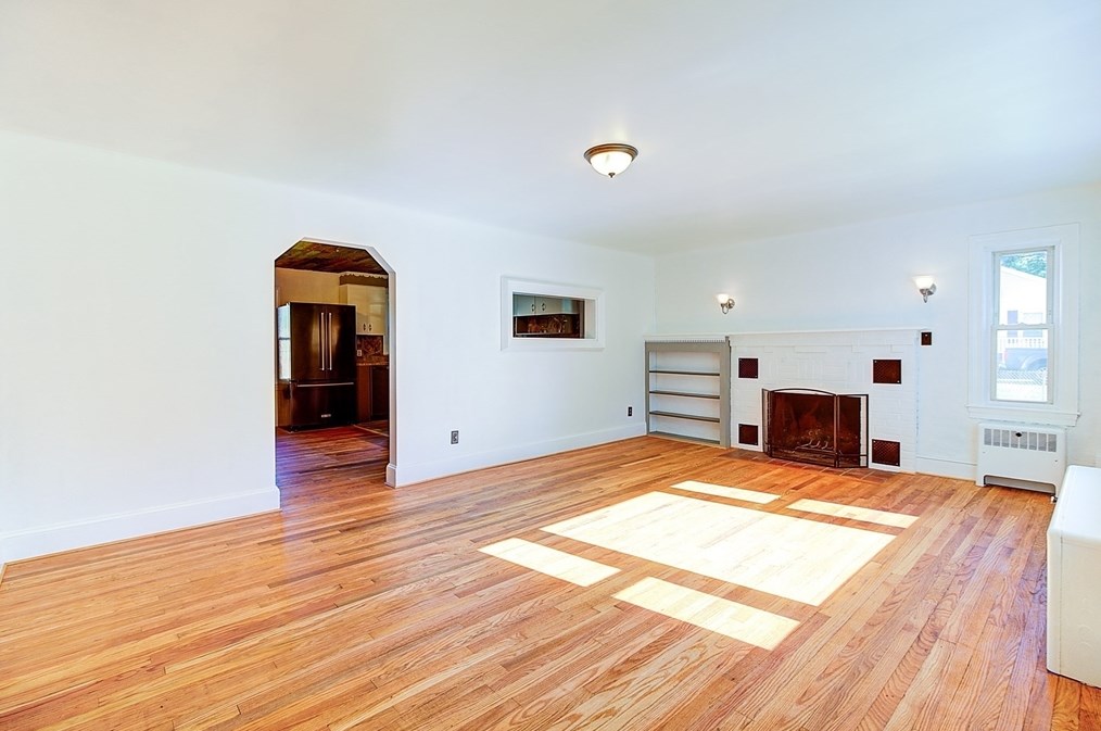 12 Chainey St, Seekonk MA 02771-4312 exterior