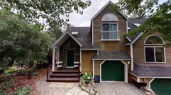 15 Deer Path, Hudson MA 01749-2639 exterior