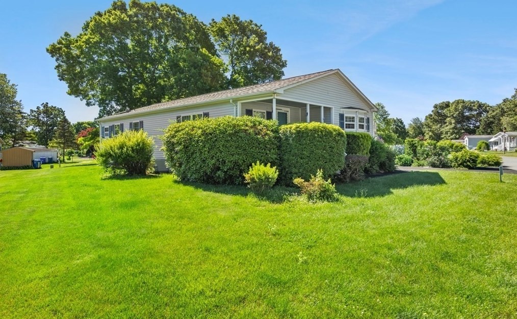 50 Highland St #197, Taunton, MA 02780